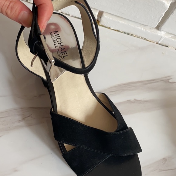 Black Michael Kors Sandals - Picture 3 of 4